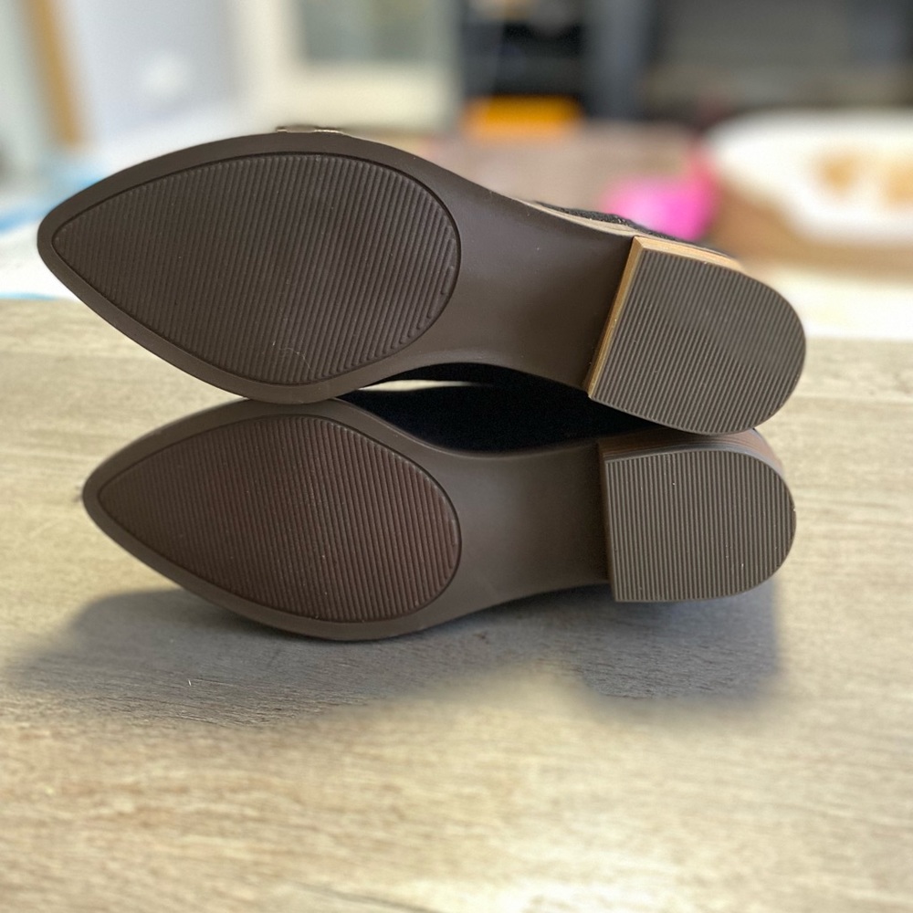 AEO Micro Booties - Picture 16 of 16